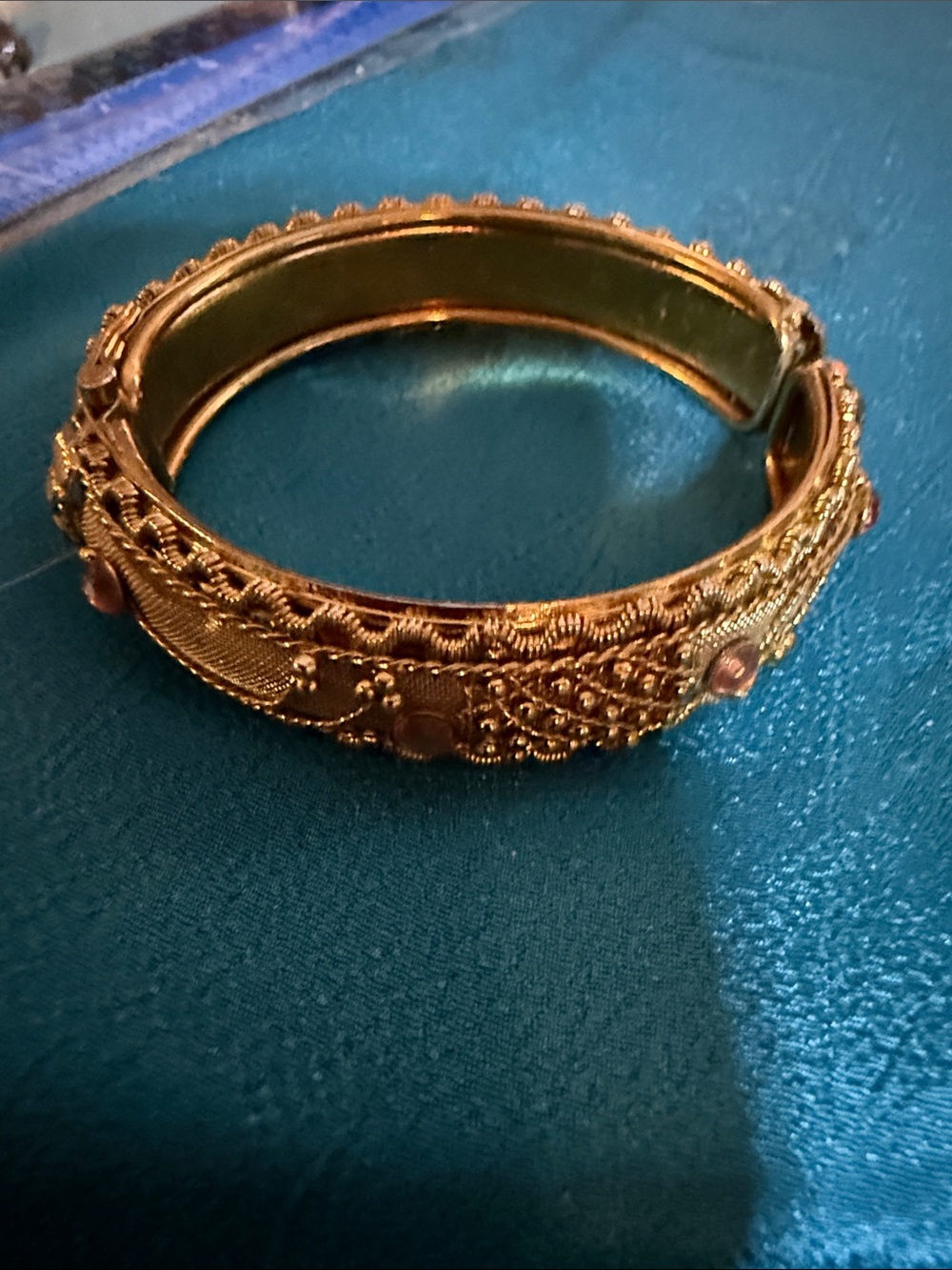 Gold Filigree Hinged Bangle Bracelet - Elegant Women's Jewelry